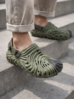 Crocs Salehe Bembury Pollex Clog Olive Green  Chunky Wave Foam Sandals Unisex